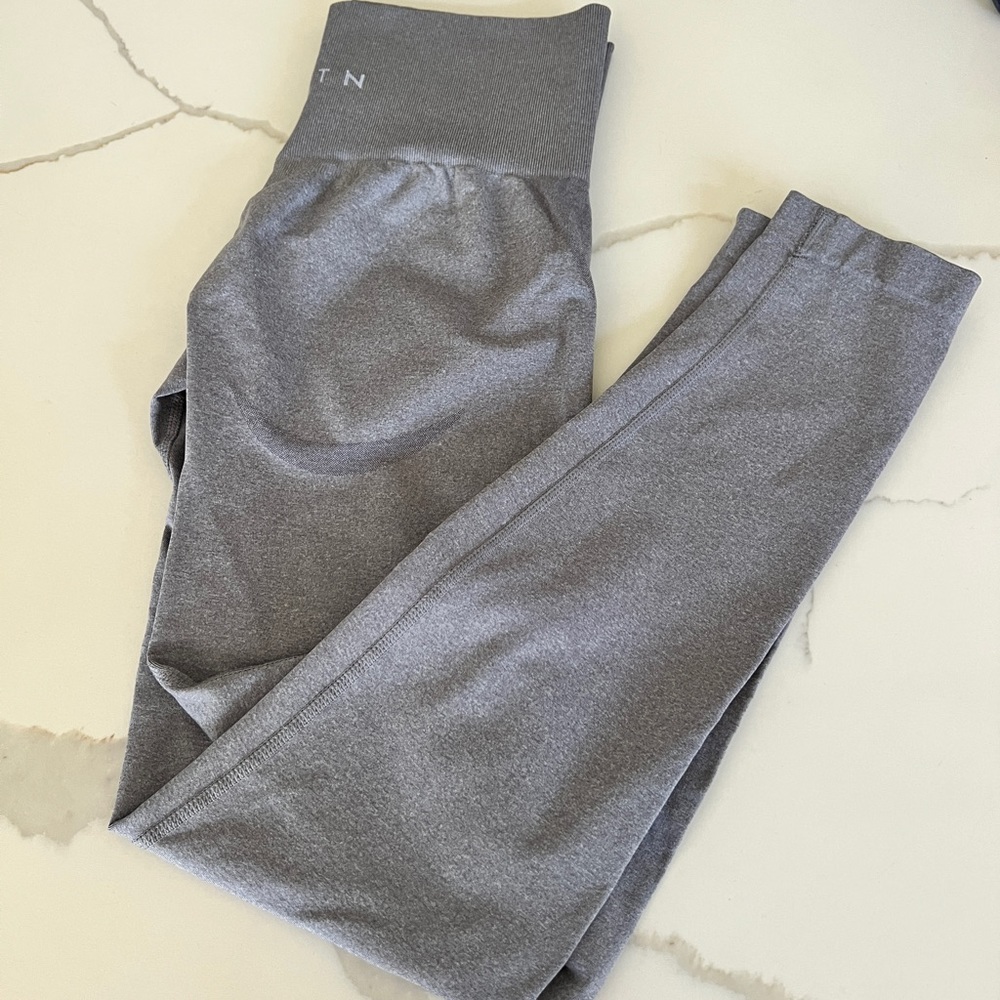 Grey NVGTN leggings